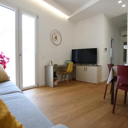 Sikelika Lägenhet *